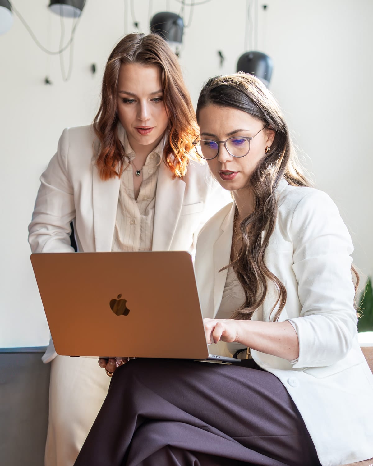 Kristýna Bínová and Dagmar Kotková working together